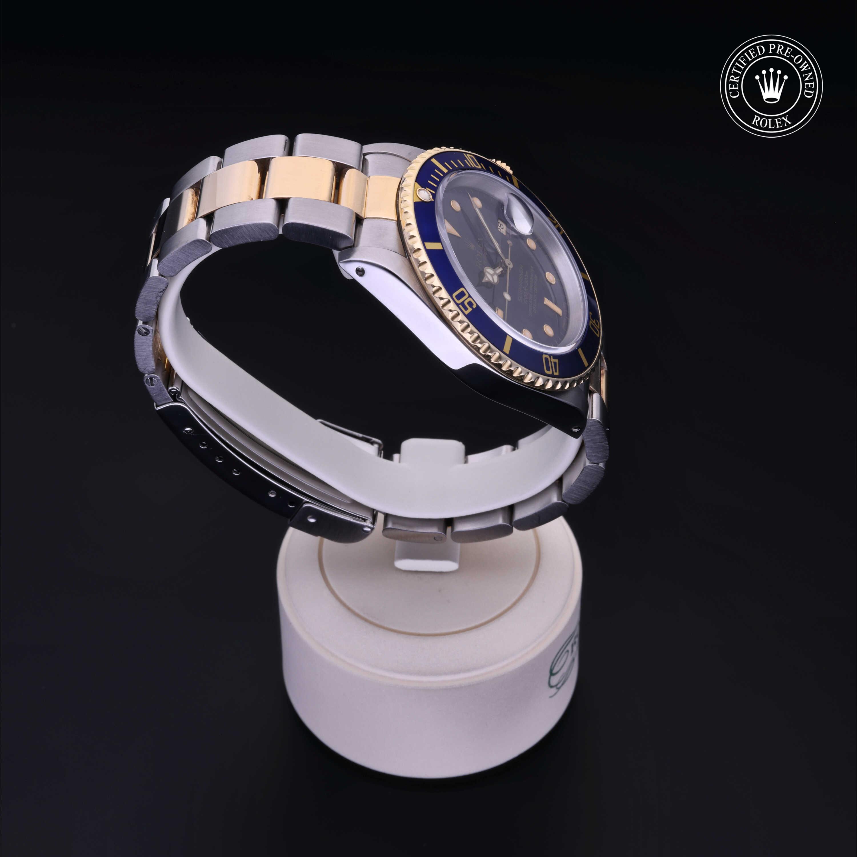 Oyster Perpetual Submariner Date