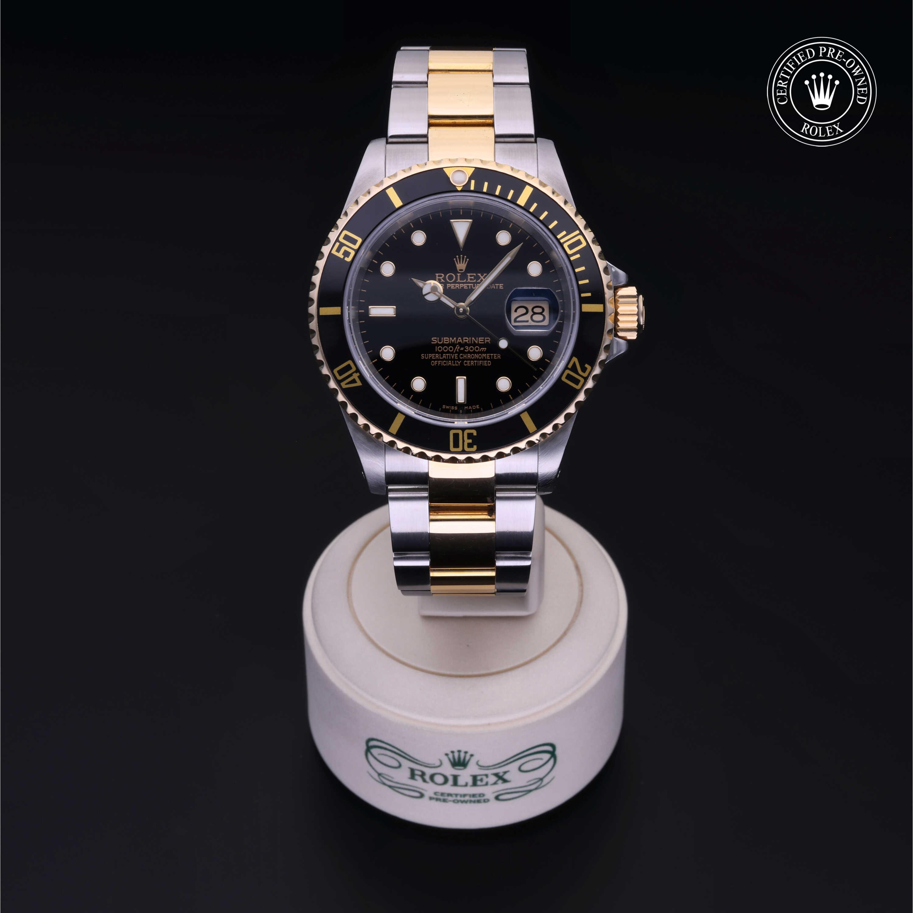 Oyster Perpetual Submariner Date