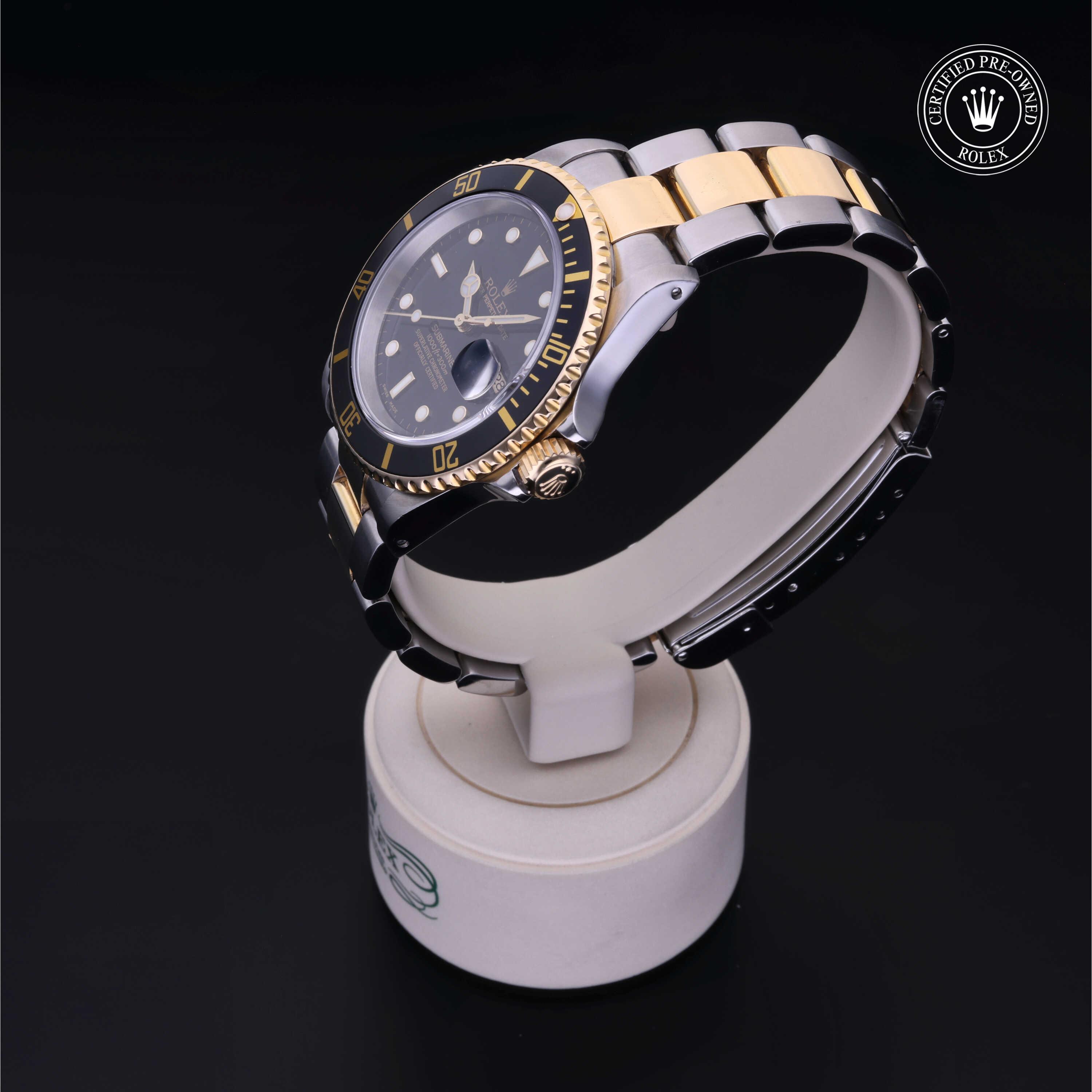Oyster Perpetual Submariner Date