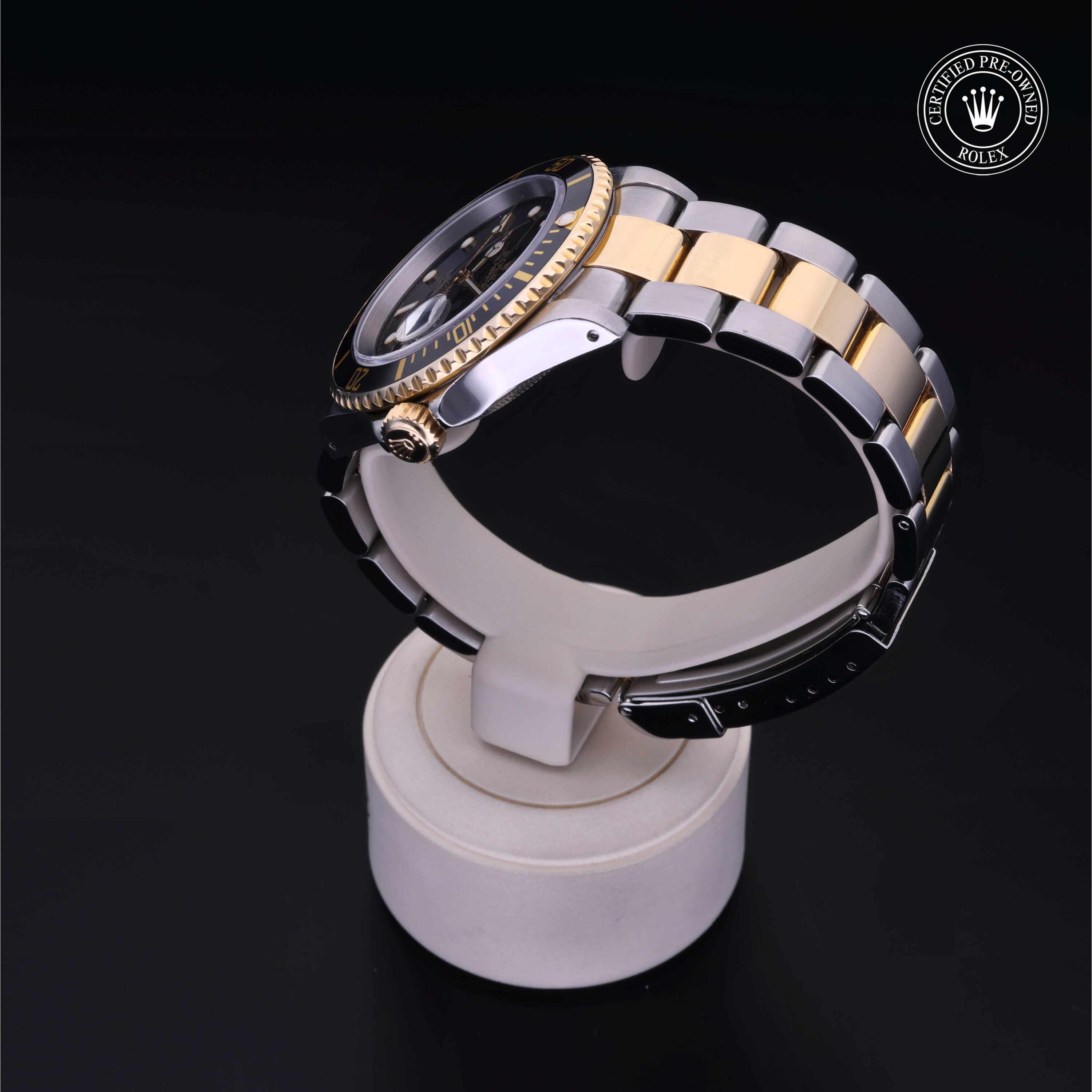 Oyster Perpetual Submariner Date