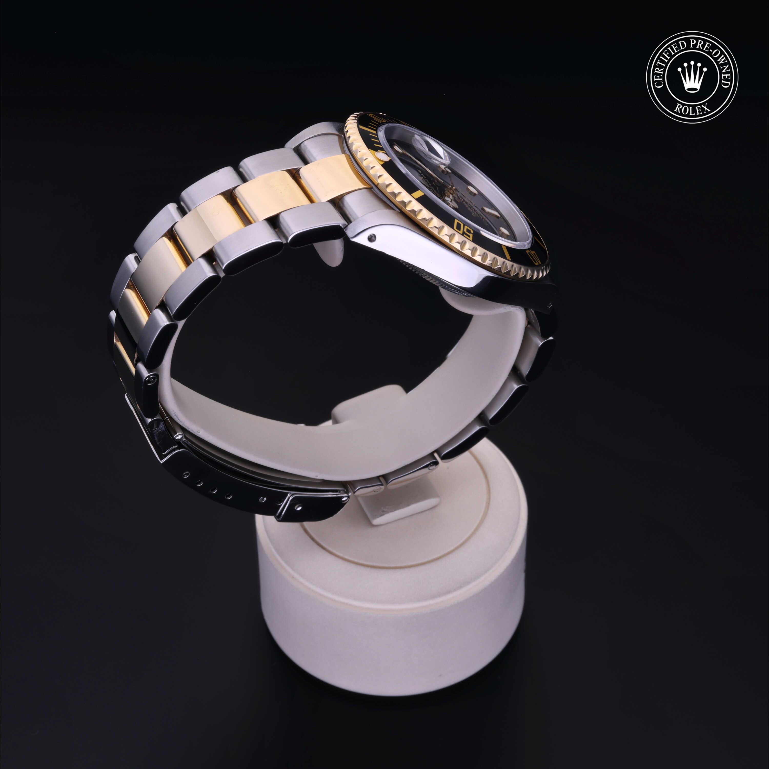 Oyster Perpetual Submariner Date