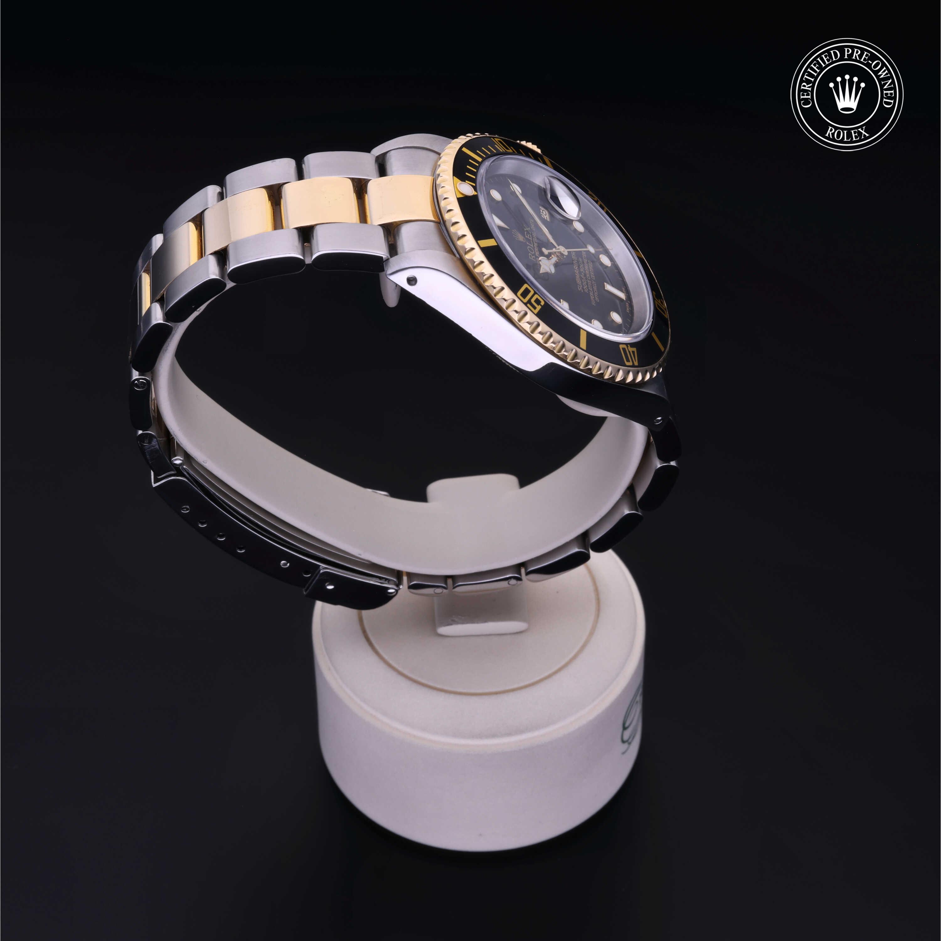 Oyster Perpetual Submariner Date