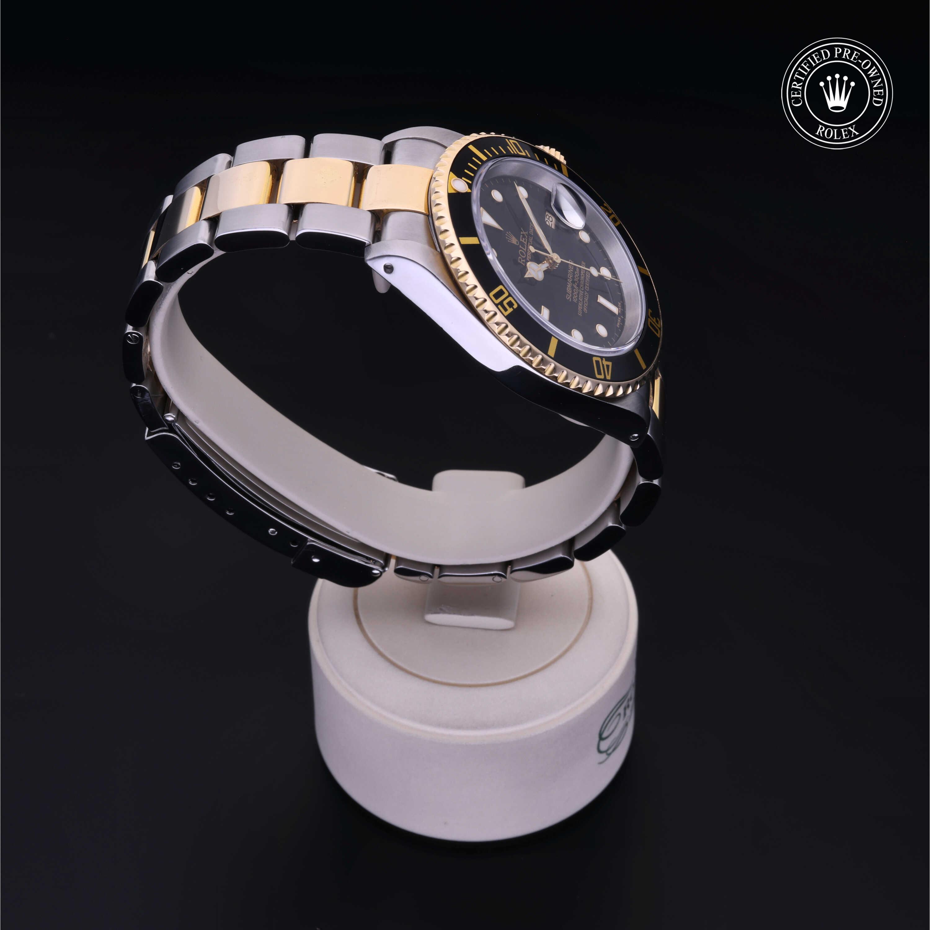 Oyster Perpetual Submariner Date