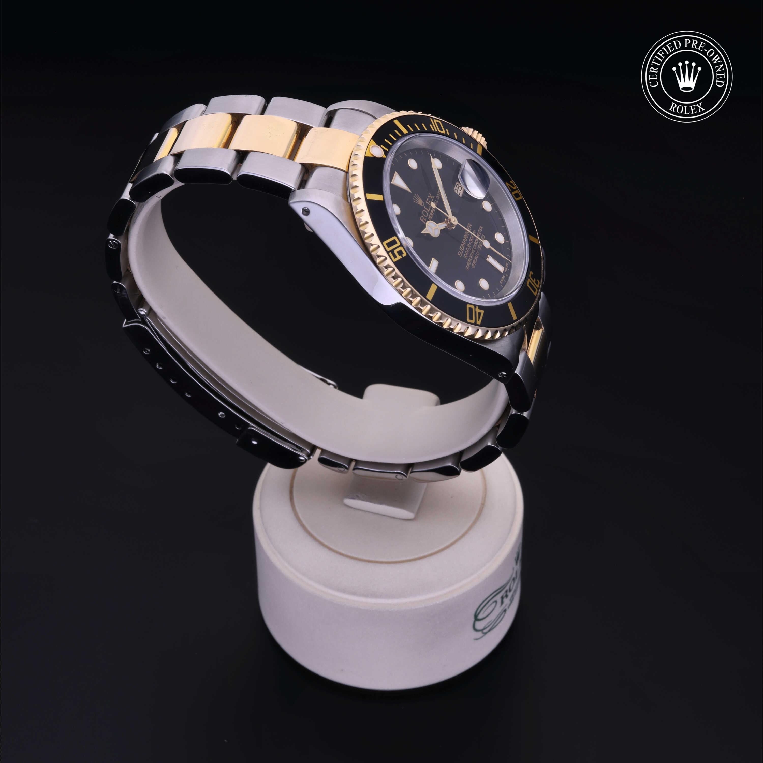 Oyster Perpetual Submariner Date
