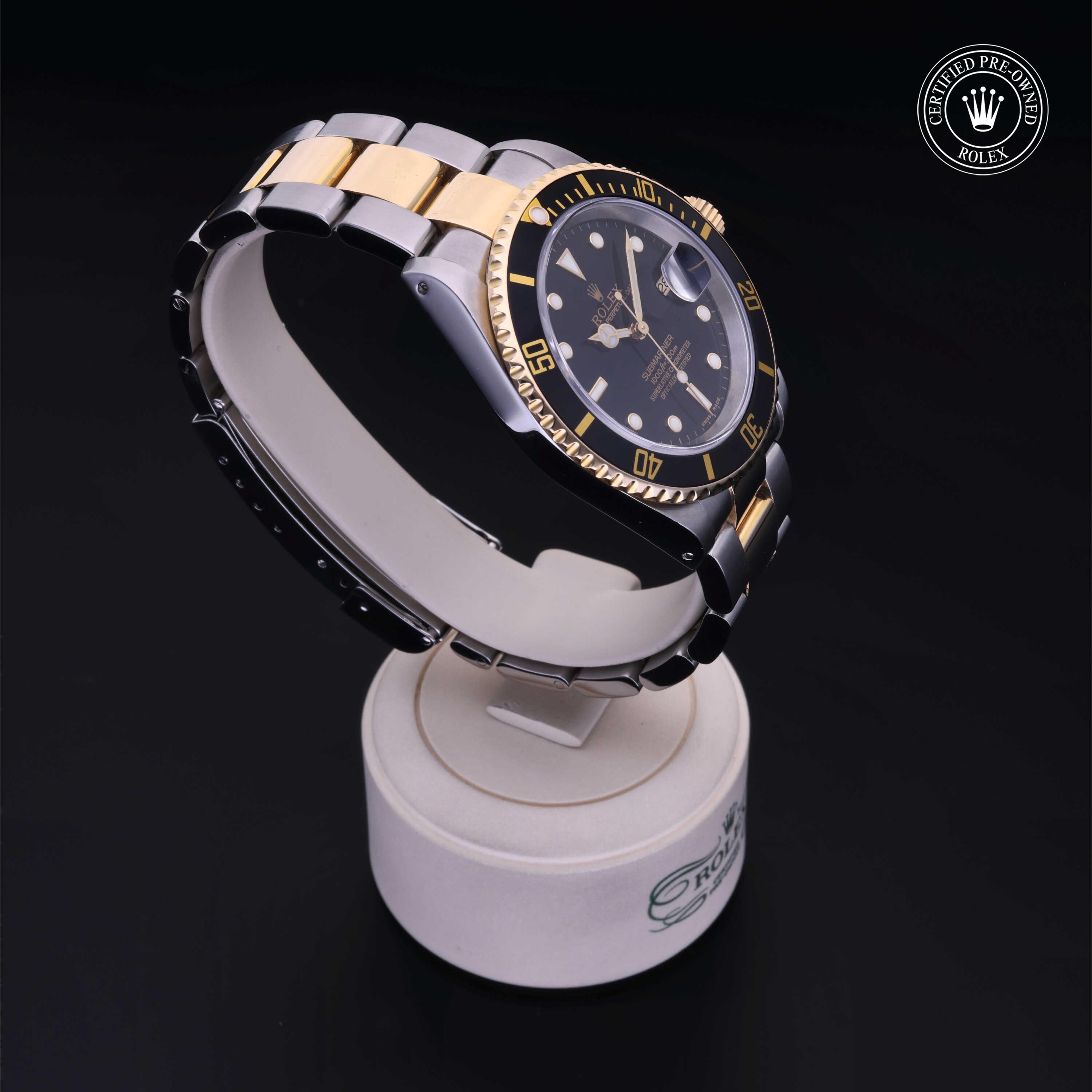 Oyster Perpetual Submariner Date