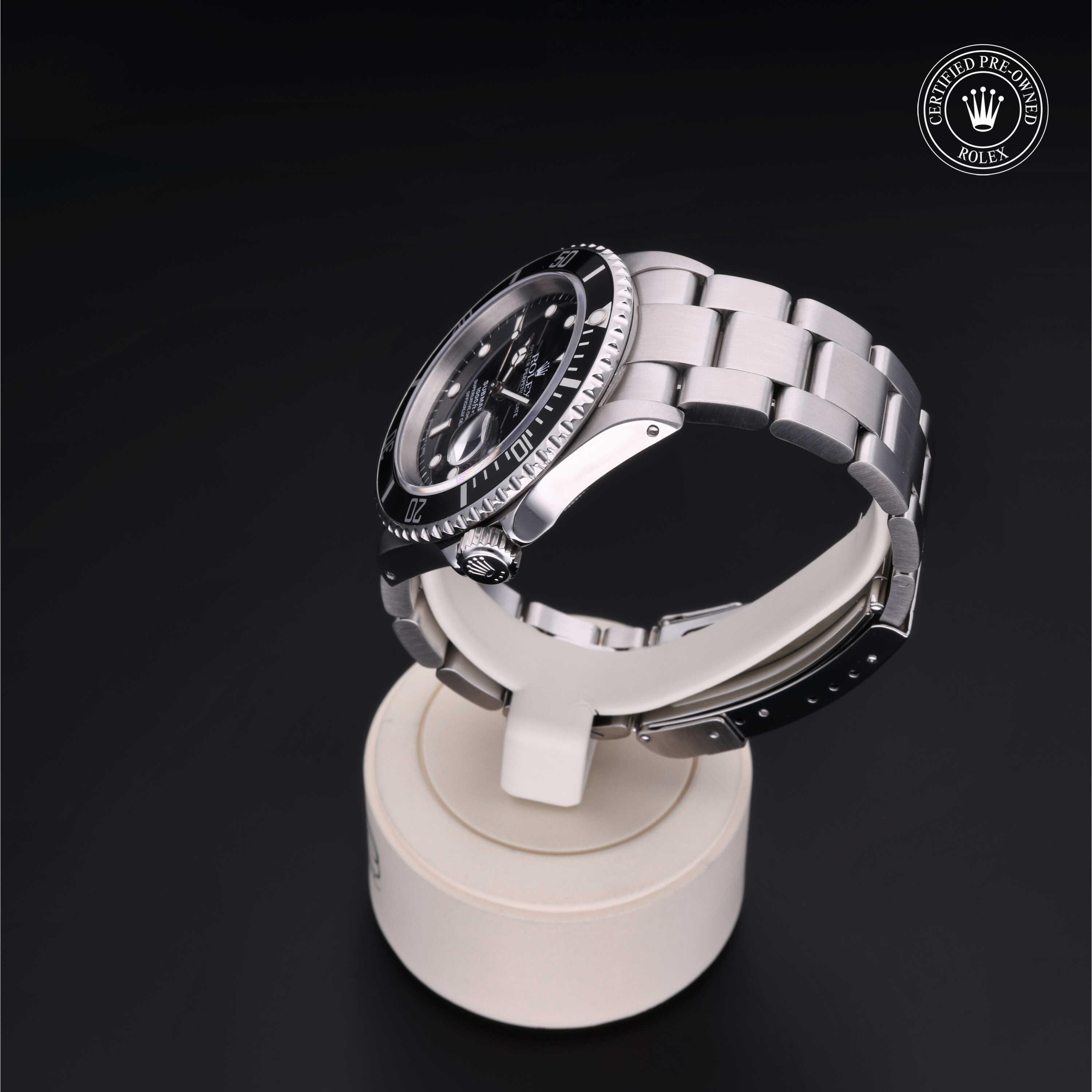 Oyster Perpetual Submariner Date