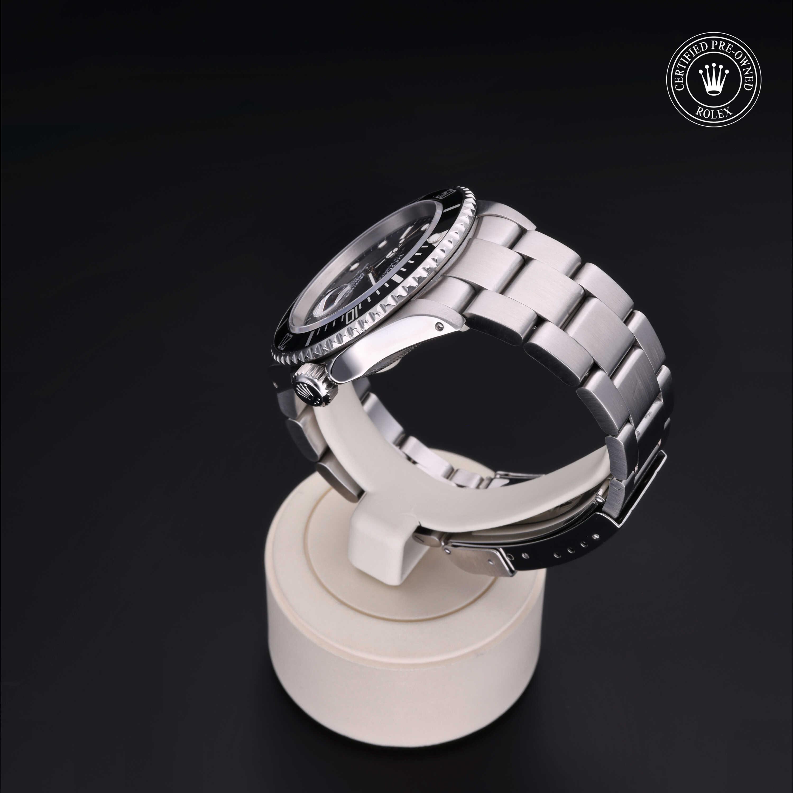 Oyster Perpetual Submariner Date