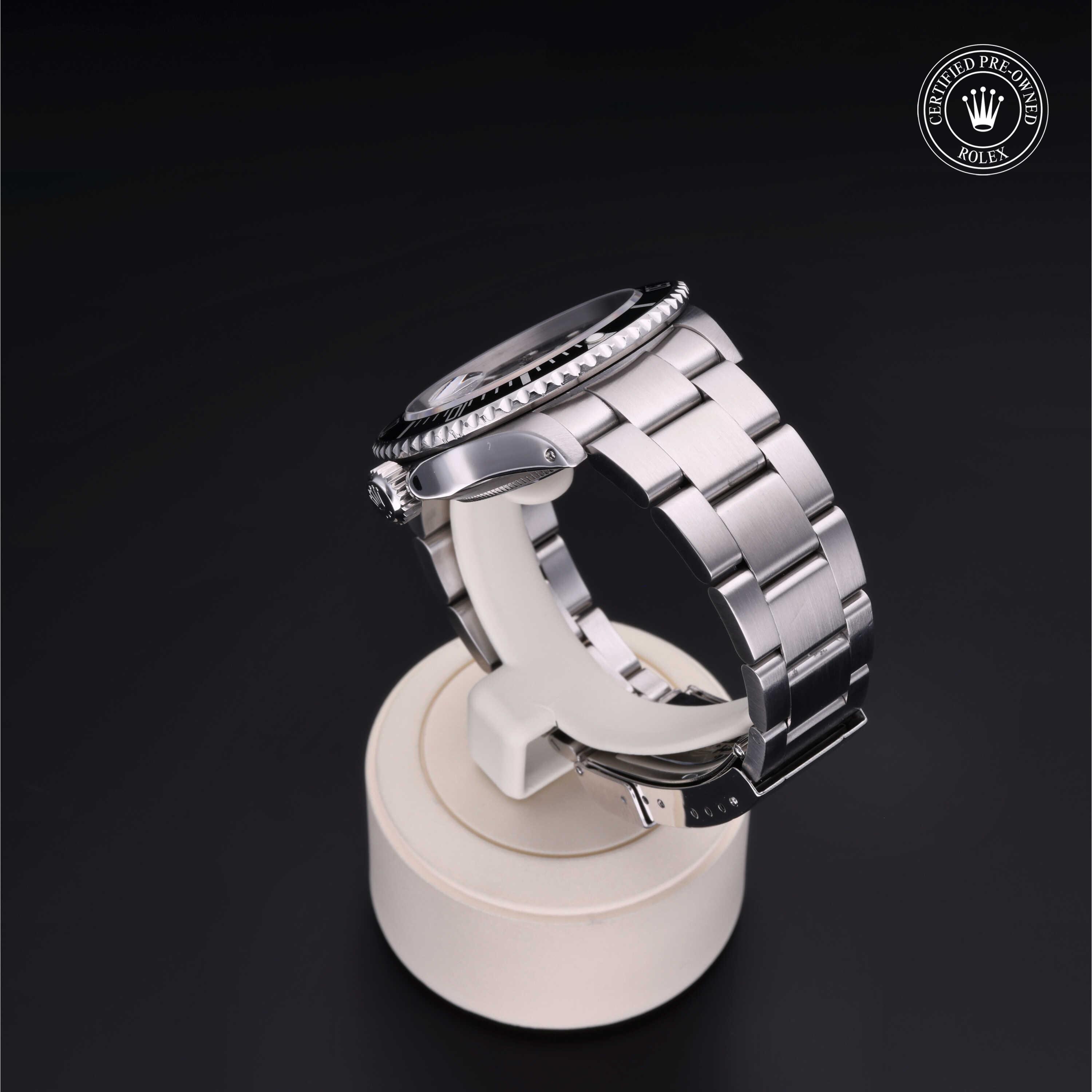 Oyster Perpetual Submariner Date