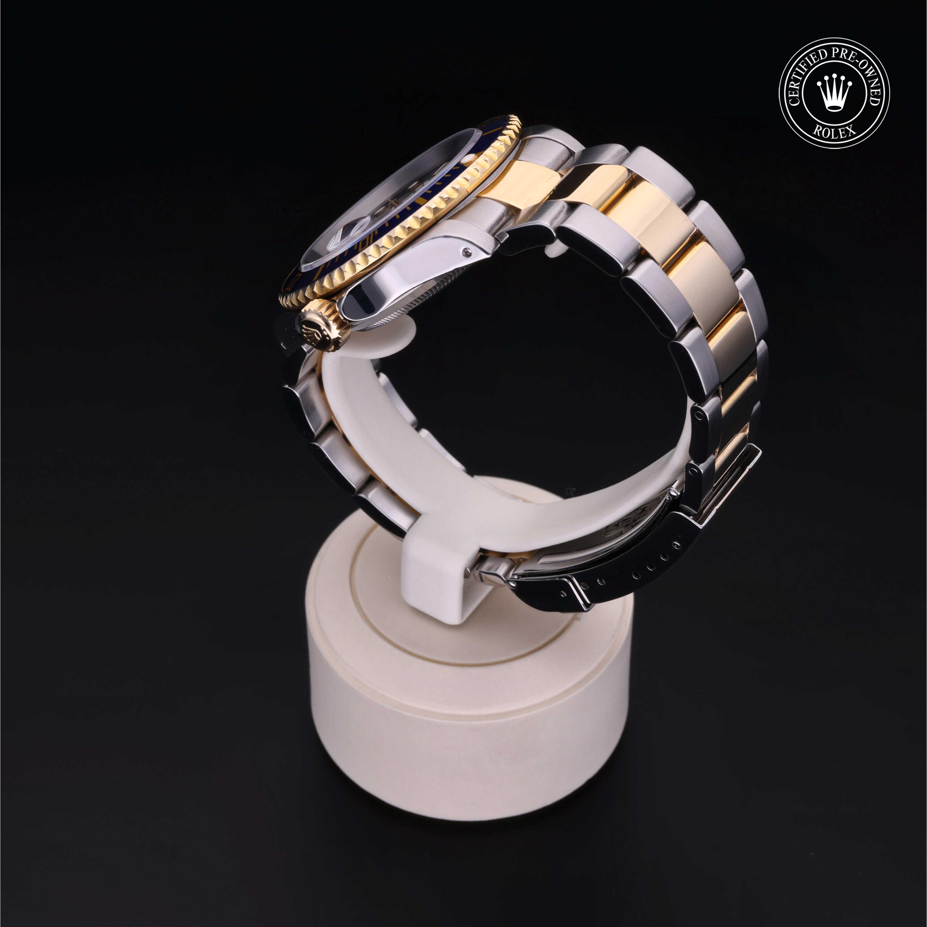Oyster Perpetual Submariner Date
