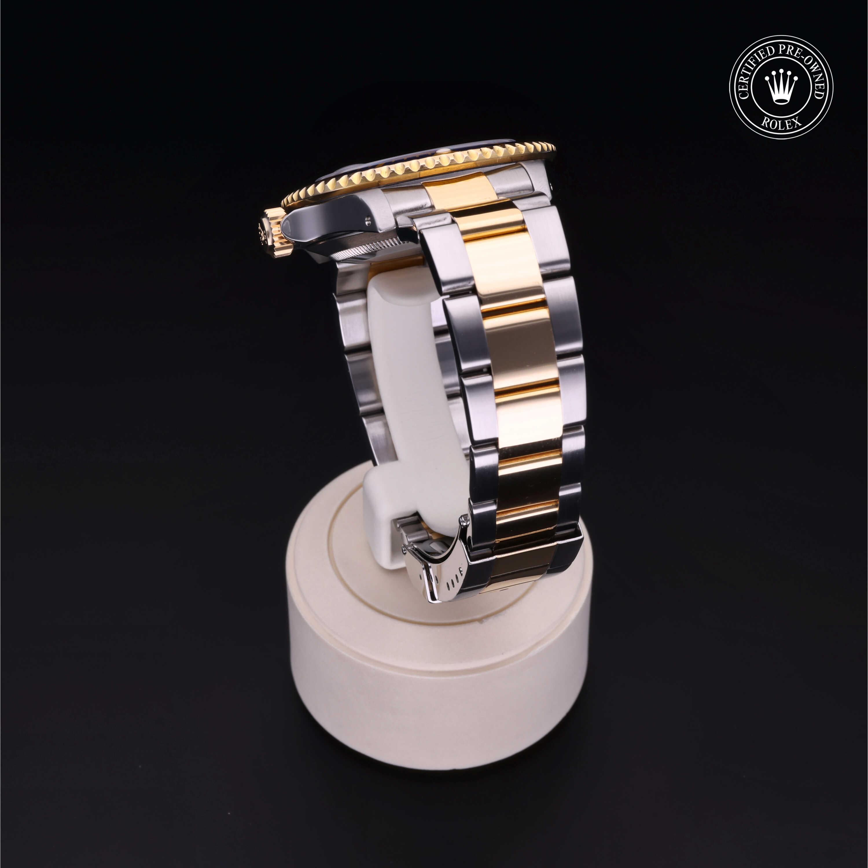 Oyster Perpetual Submariner Date