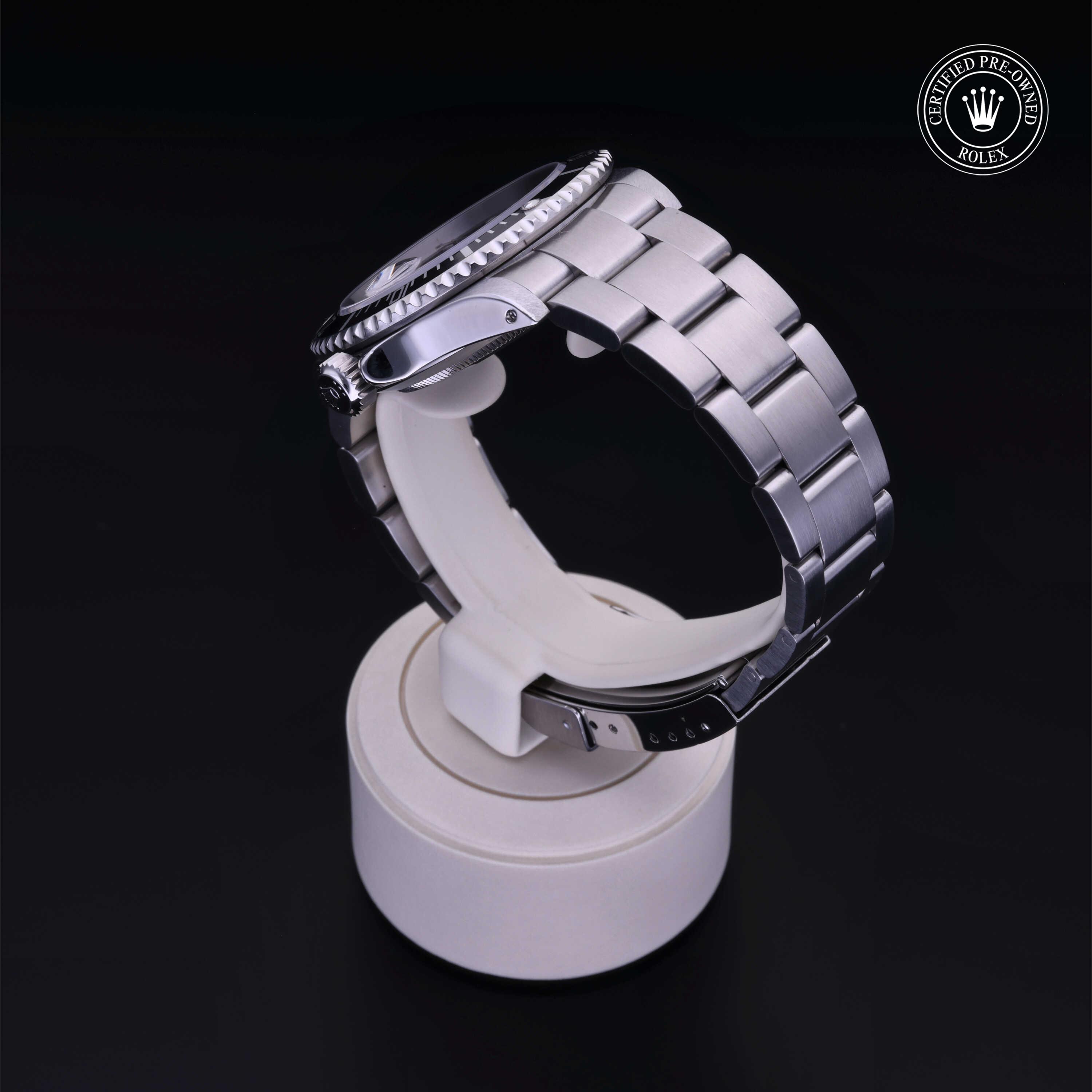 Oyster Perpetual Submariner Date