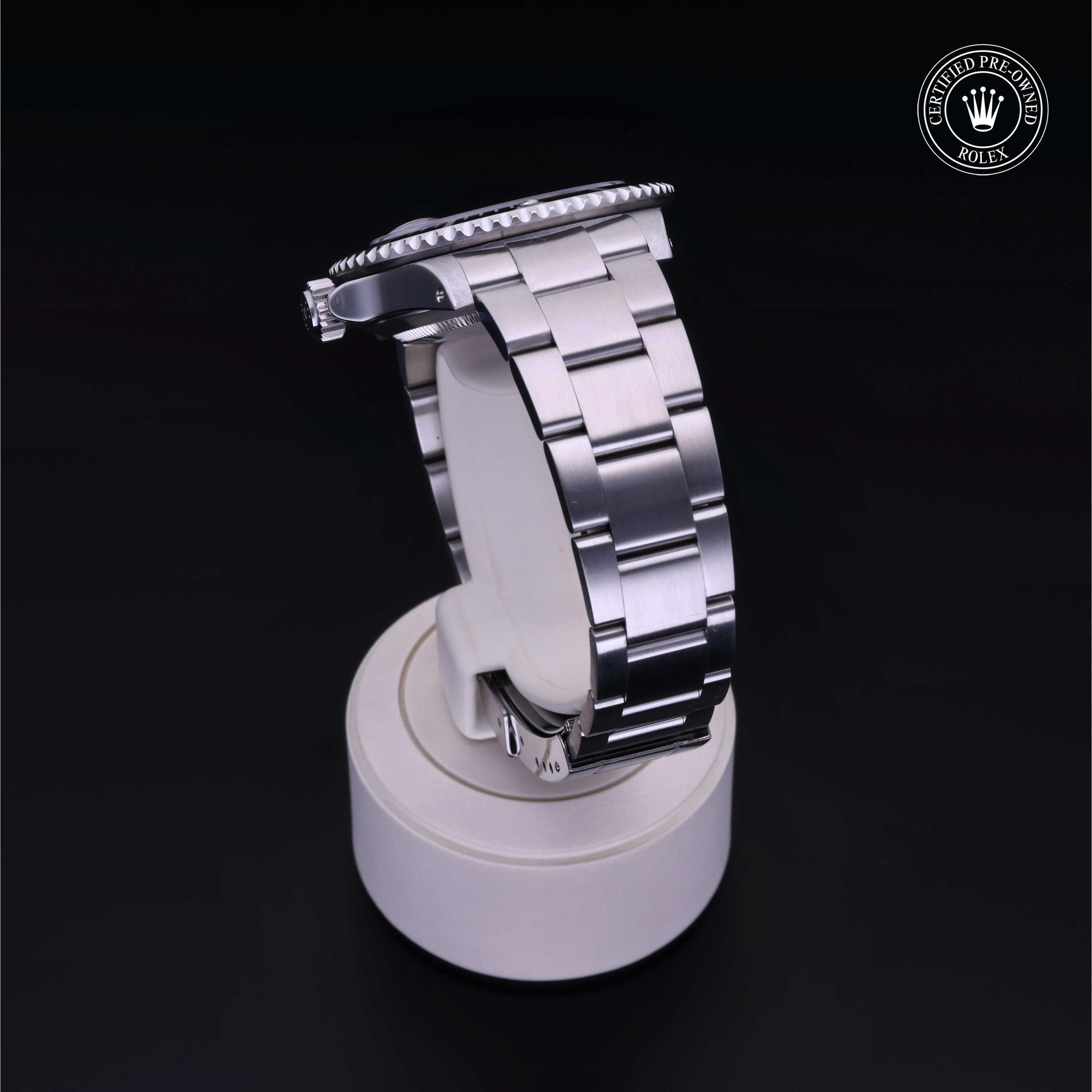 Oyster Perpetual Submariner Date