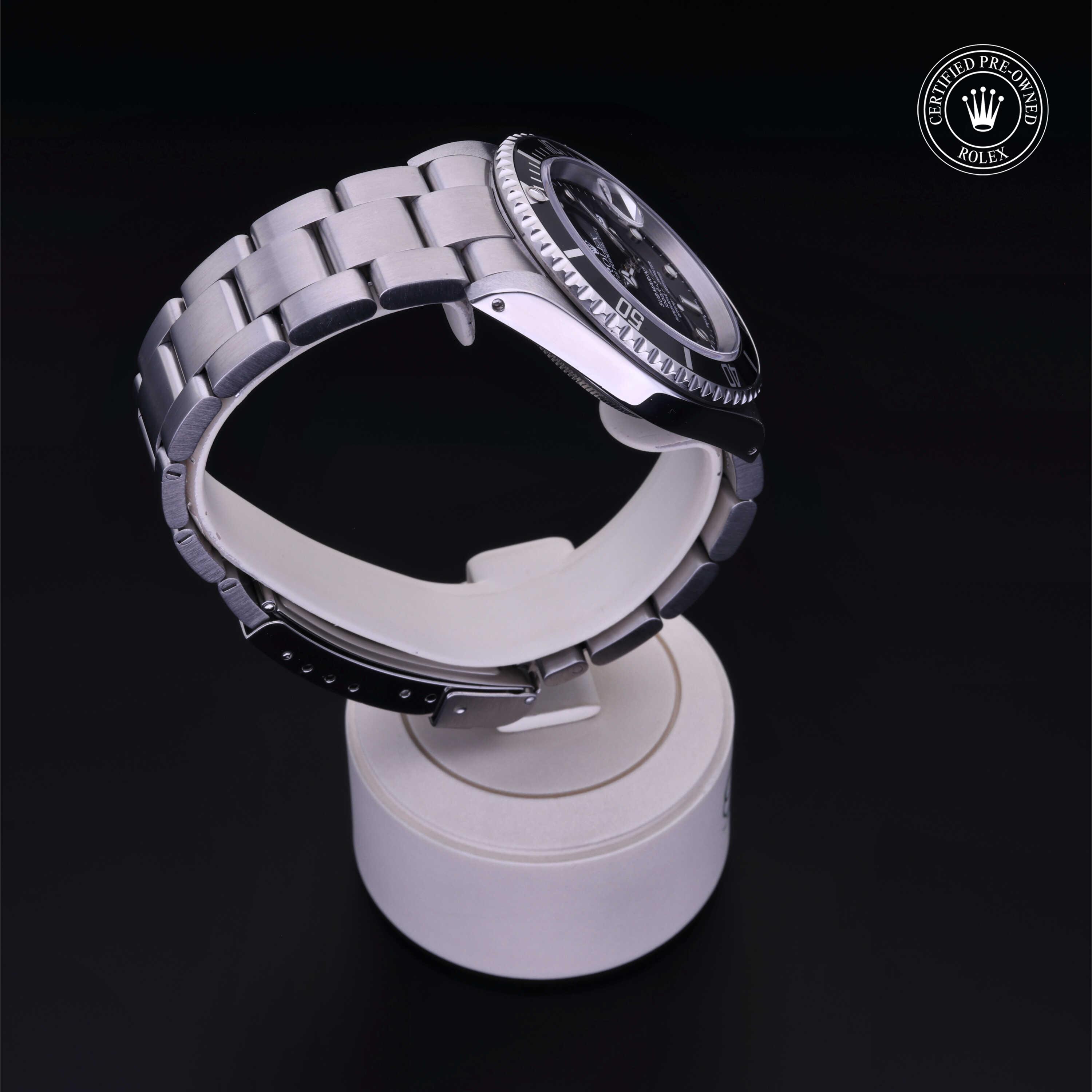 Oyster Perpetual Submariner Date